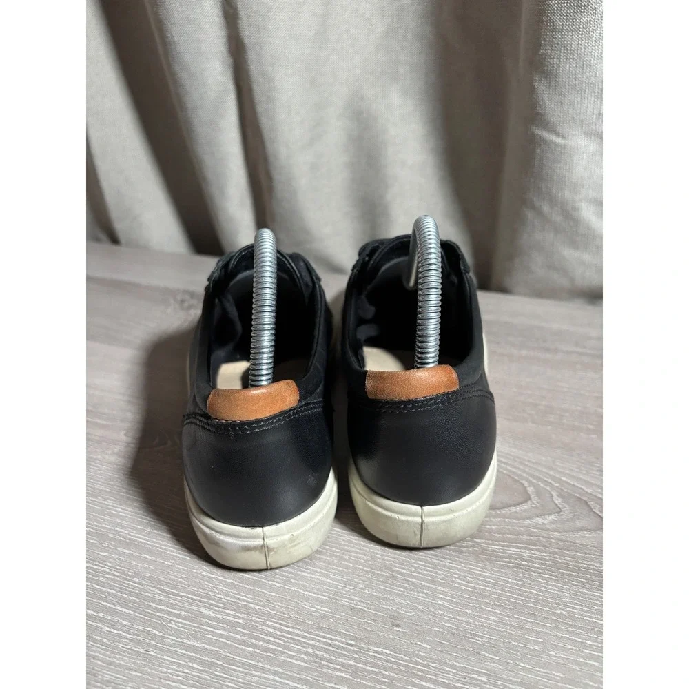 ECCO Soft Womens 8 Extra Wide‎ Leather Low Top Sneakers Casual Walking Comfort